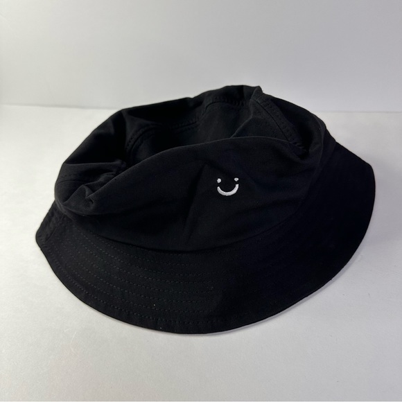 Black Night Call Bucket Hat - Picture 4 of 4